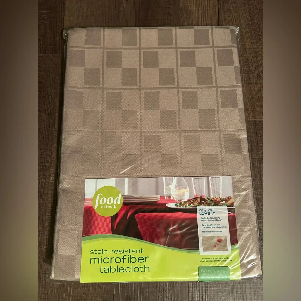 Food Network Gold Oval 60x84 Tablecloth New Sealed In Package 100% Microfiber